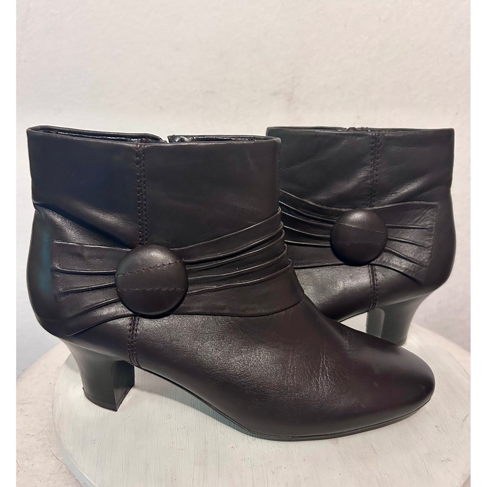 Strictly Comfort Brown Leather Ankle Boots Button Pleated Block Heel 8.5M